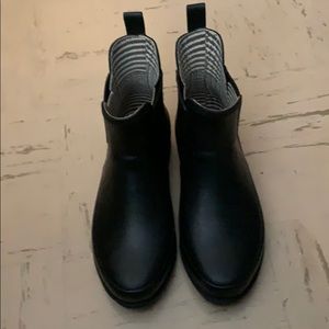 l.l. bean rain booties